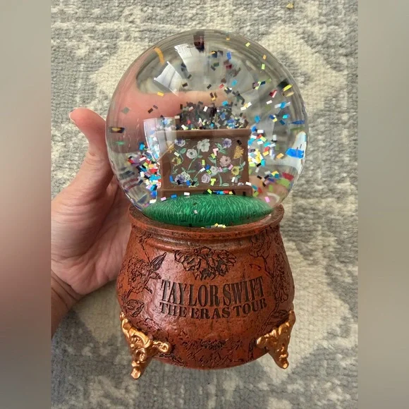 Taylor Swift “The Eras Tour Acoustic Piano” Snow Globe